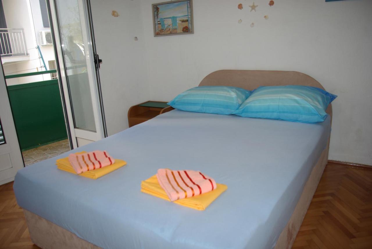 Rooms Tia Baška Voda Exterior foto